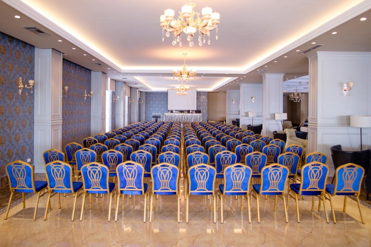 Grand Blue Fafa Resort&spa Resort Kryemëdhej