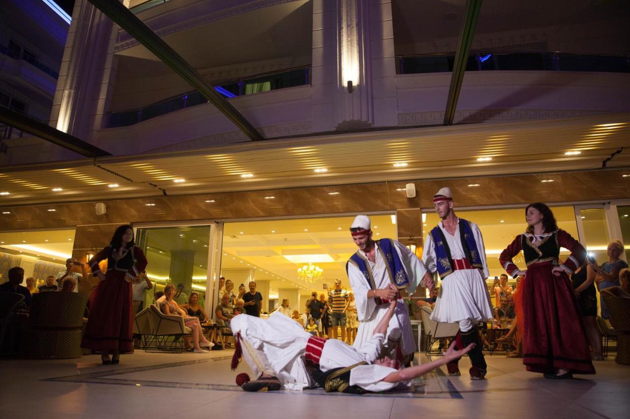 Grand Blue Fafa Resort&spa Kryemëdhej